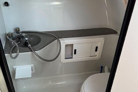 Crownline 262 CR image
