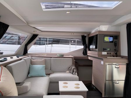 Fountaine Pajot 40 Isla image