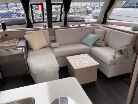 Fountaine Pajot 40 Isla image