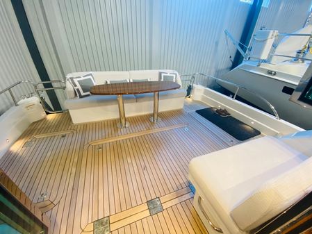 Sabre 58 Salon Express image