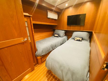 Sabre 58 Salon Express image