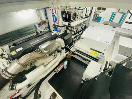 Sabre 58 Salon Express image