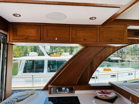 Sabre 58 Salon Express image