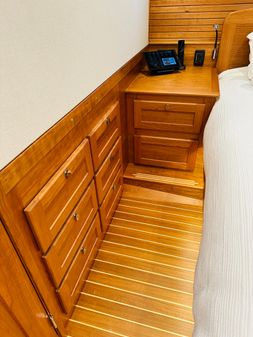 Sabre 58 Salon Express image