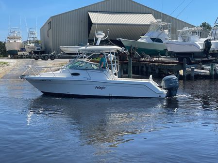 Robalo R265 image