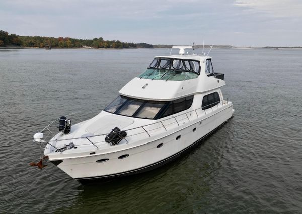 Carver 56 Voyager image