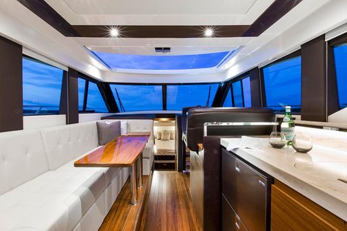 Tiara Yachts 39 image