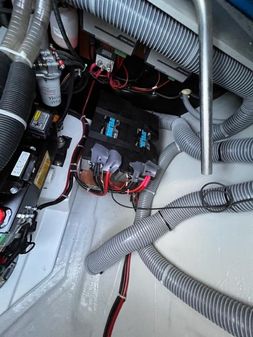 Lagoon 46 image