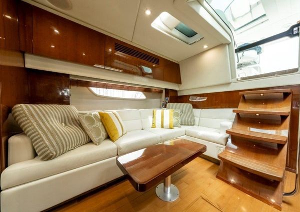 Sea Ray 43 Sundancer image