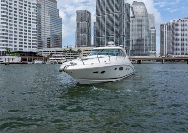 Sea Ray 43 Sundancer image