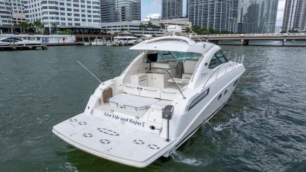 Sea Ray 43 Sundancer image