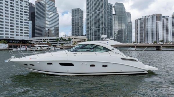 Sea Ray 43 Sundancer image