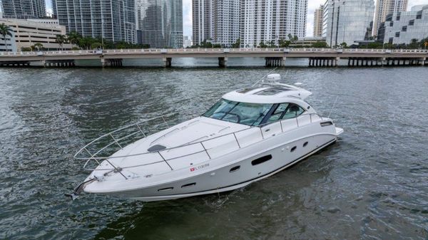 Sea Ray 43 Sundancer image