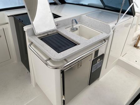 Aquila 32 image