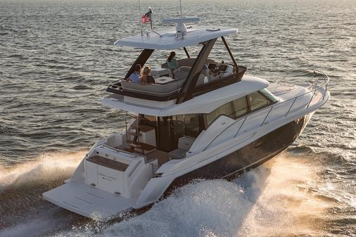 Tiara Yachts F44 Flybridge image