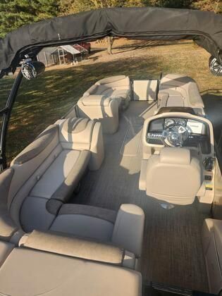 Avalon-luxury-pontoons 2385-CATALINA image