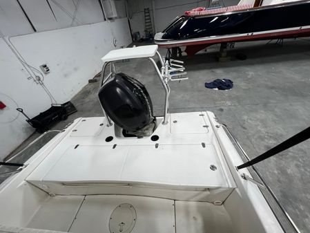 Boston Whaler 200 Dauntless image