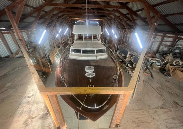 Larson Boathouse image