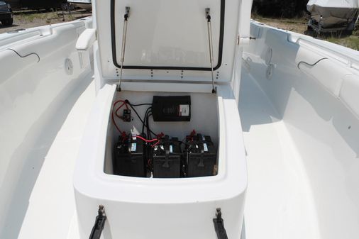 Sea Hunt Gamefish 27 image