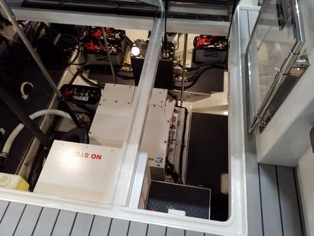Formula 380 Super Sport Crossover OB image