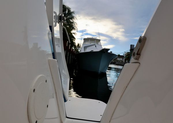 Intrepid 245 Center Console image