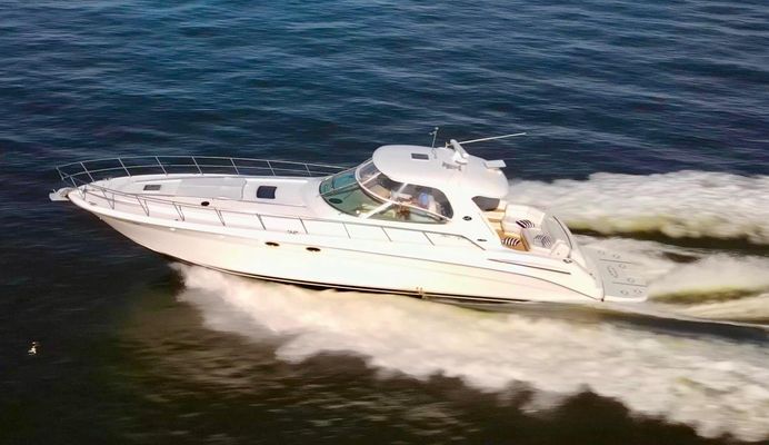 Sea Ray 550 Sundancer - main image