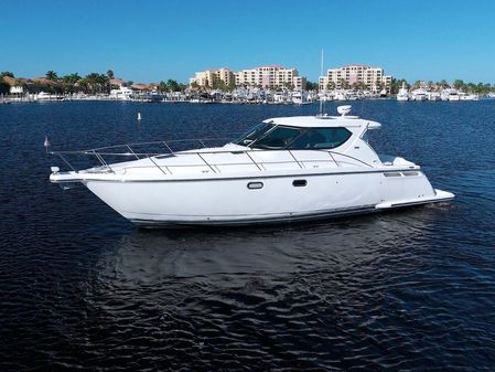 Tiara Yachts 4300 Sovran image