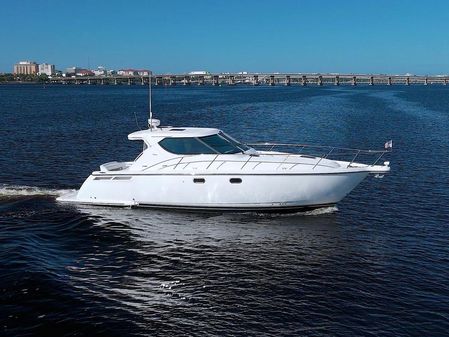 Tiara Yachts 4300 Sovran image