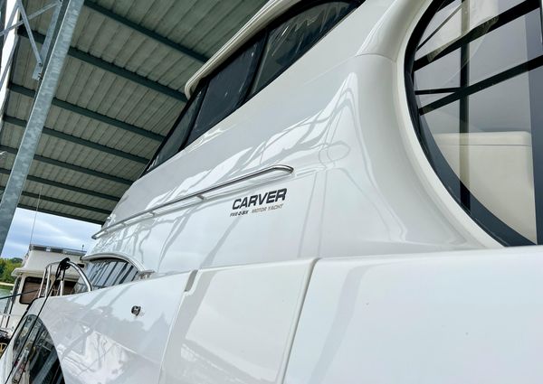 Carver 506 Motor Yacht image