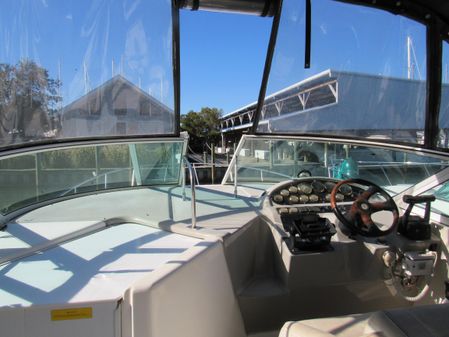 Cruisers Yachts 2870 Express image