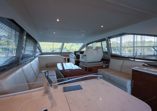 Sea Ray Fly 460 image