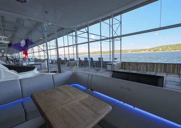 Sea Ray Fly 460 image