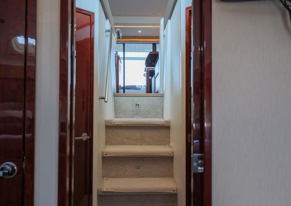 Sea Ray Fly 460 image