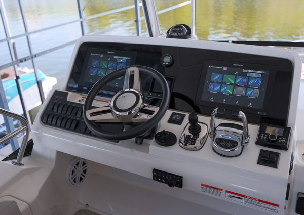 Sea Ray Fly 460 image