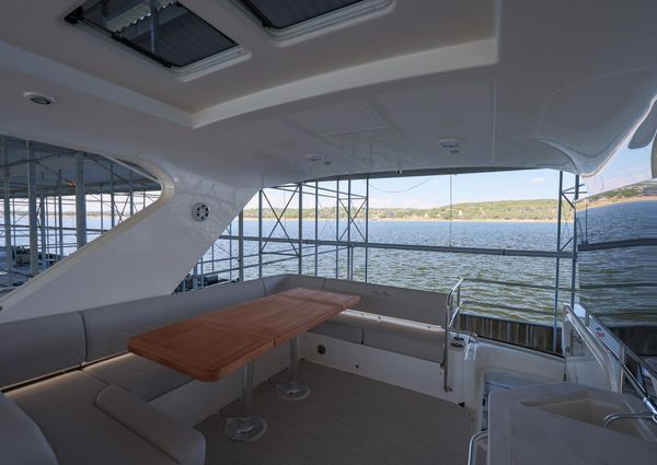 Sea Ray Fly 460 image