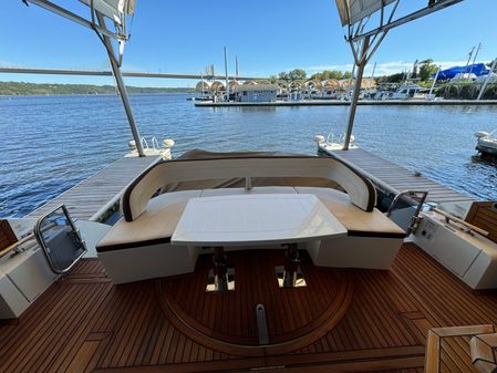 Galeon 510-SKY image