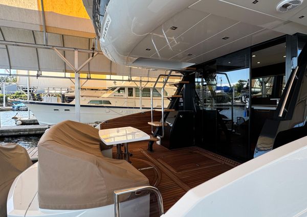 Galeon 510-SKY image