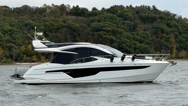 Galeon 510 Sky 