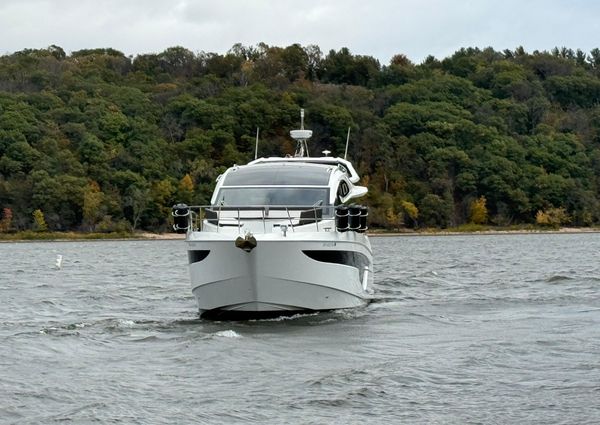 Galeon 510 Sky image