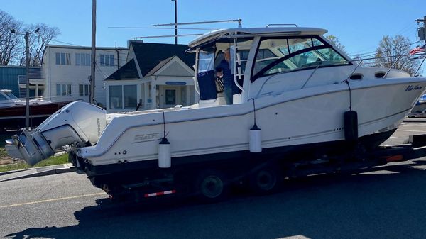 Boston Whaler 315 Conquest image