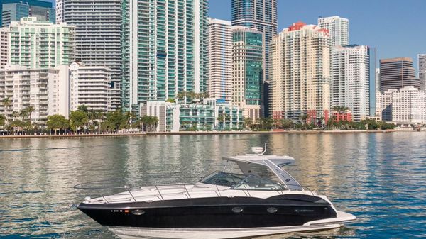 Monterey 400 Sport Yacht