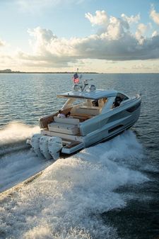 Jeanneau DB|43 Outboard image