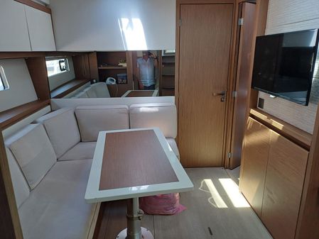 Jeanneau Leader 46 image