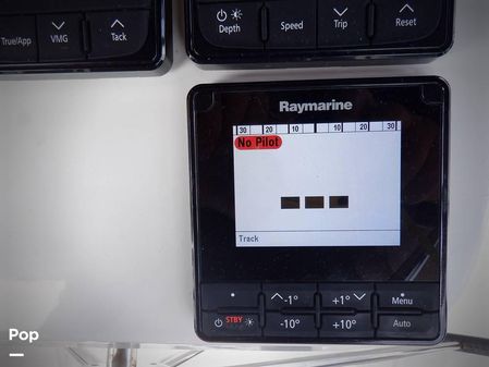 Beneteau Oceanis 393 image