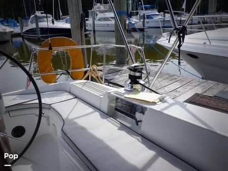 Beneteau Oceanis 393 image