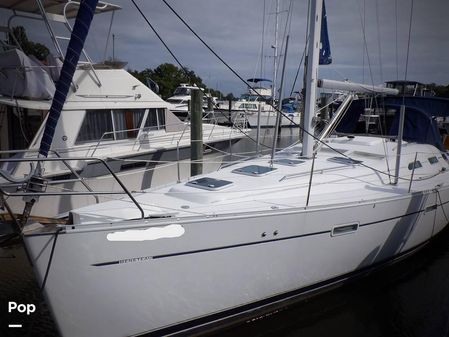 Beneteau Oceanis 393 image