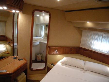 Ferretti Yachts 620 image