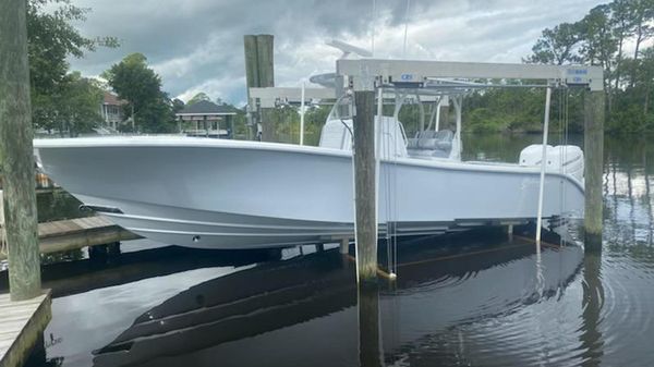Yellowfin 32