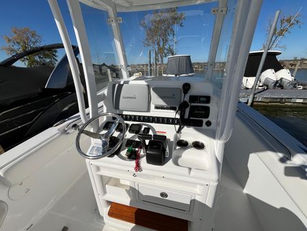 Sea Hunt Gamefish 27 image