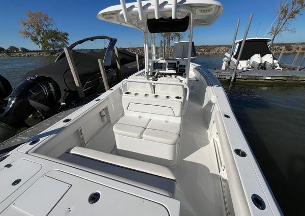 Sea Hunt Gamefish 27 image